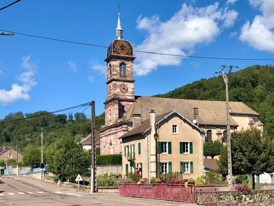 Maison Chaleureuse Au Coeur Du Village Raddon Raddon-et-Chapendu Exterior foto